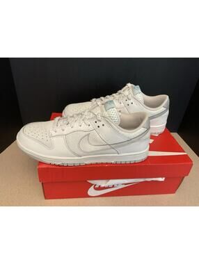 New! Mens Nike Dunk Low Retro SE Summit White/Metallic Silver Shoes. Size 10.